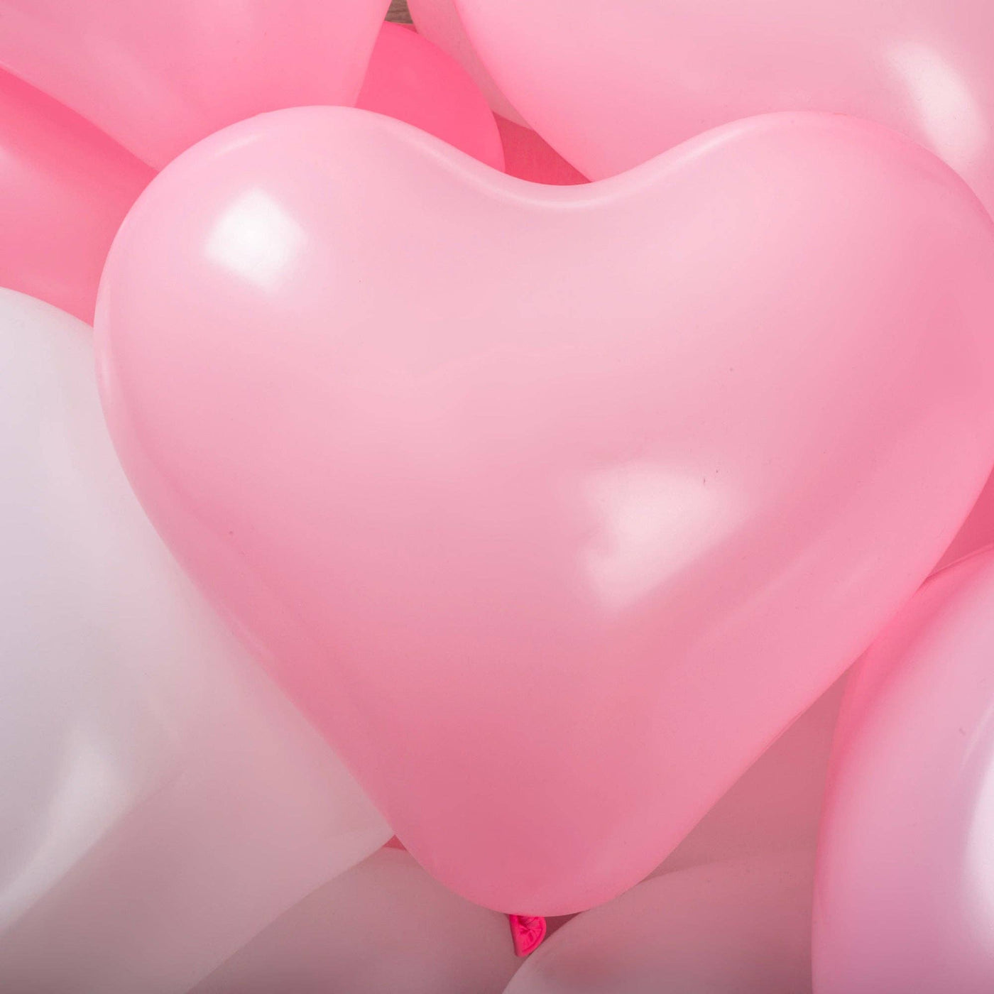Heart Shaped Valentine's Balloon Bouquet with Helium
